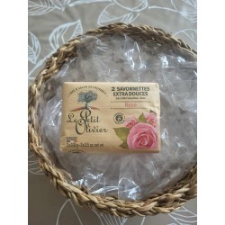 Savonnettes à la rose, le petit Olivier.